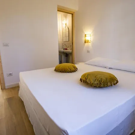 Residence La Pinede Lejlighedshotel